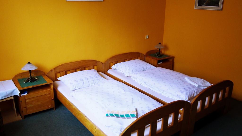 Penzion Tatry Poprad Chambre photo