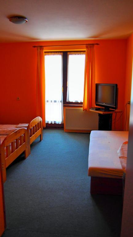 Penzion Tatry Poprad Chambre photo
